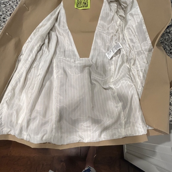 BIMBA Y LOLA JACKET (Spanish/Portuguese) Fashion Brand Size 38 Color Sand - Picture 9 of 12